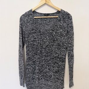 Cute Black and White Knit Top